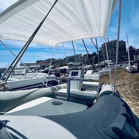 Botel Gommone Belvedere Senza Patente *